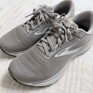 Brooks Women's Athletic Gray Sneakers Ghost 14